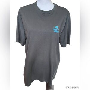 Tommy Bahama T Shirt Size S/P Gray Funny Hand Me The Screwdriver Graphic
